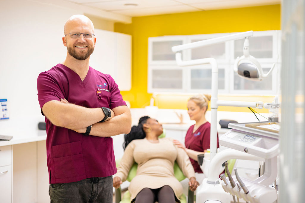 Dental implants - Denta Clinic | London
